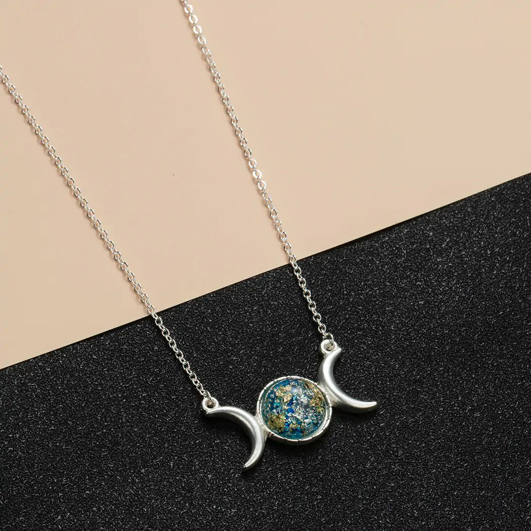 Moon Pearl Necklace